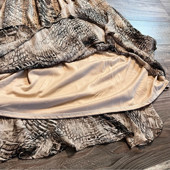 Ces Femme NWT Frankie Snake Dress Medium Metallic Gold Off Shoulder Ruffle Tiers - Picture 11 of 16